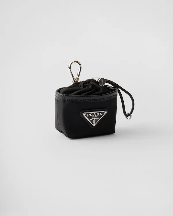 Porte-clés mini-pochette Re-Nylon