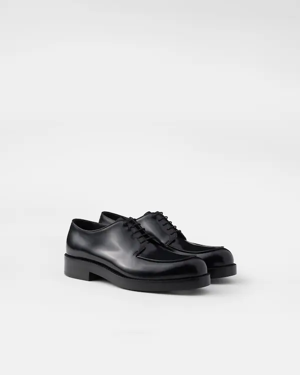 Chaussures derby en cuir brossé