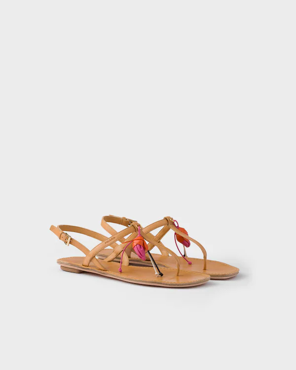 Sandales à brides en cuir vieilli avec motif floral