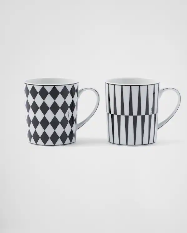 Jeux de deux tasses en porcelaine - Échiquier et rayures