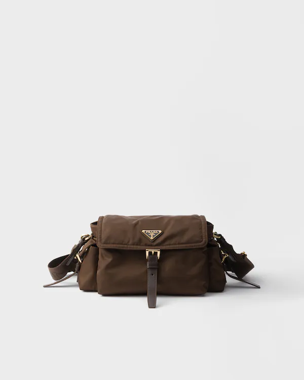 Sac à bandoulière Prada Explore moyen en Re-Nylon avec rabat