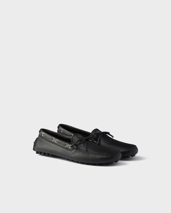 Chaussure de conduite en cuir