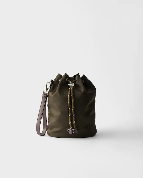 Pochette Prada Speedrock en Re-Nylon et cuir