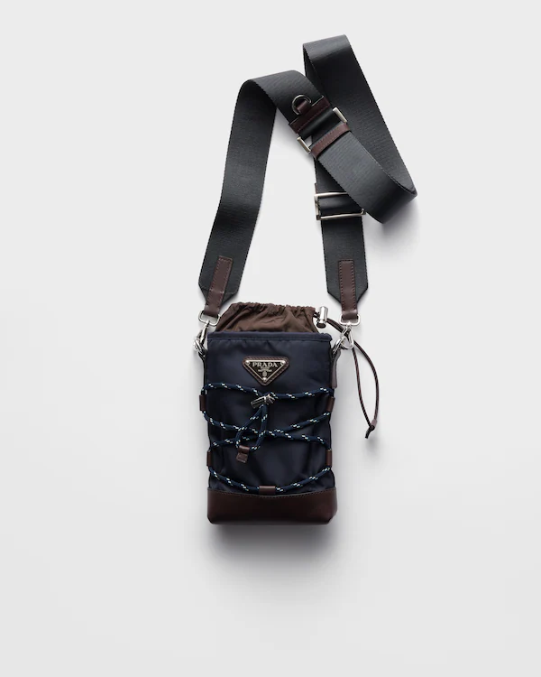 Étui pour smartphone Prada Speedrock en Re-Nylon et cuir