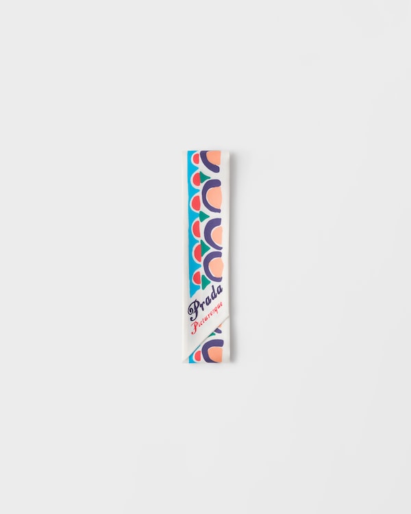 Écharpe fine en twill de soie imprimée