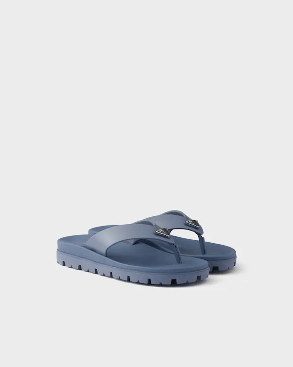 Sandales à brides en caoutchouc