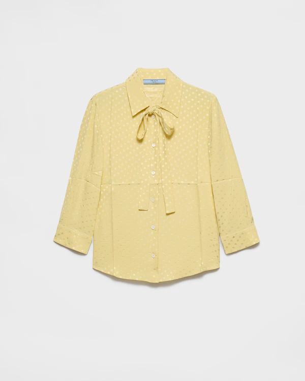 Chemise en satin à pois