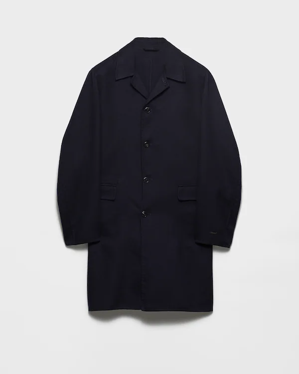 Manteau en laine et soie à boutonnage simple